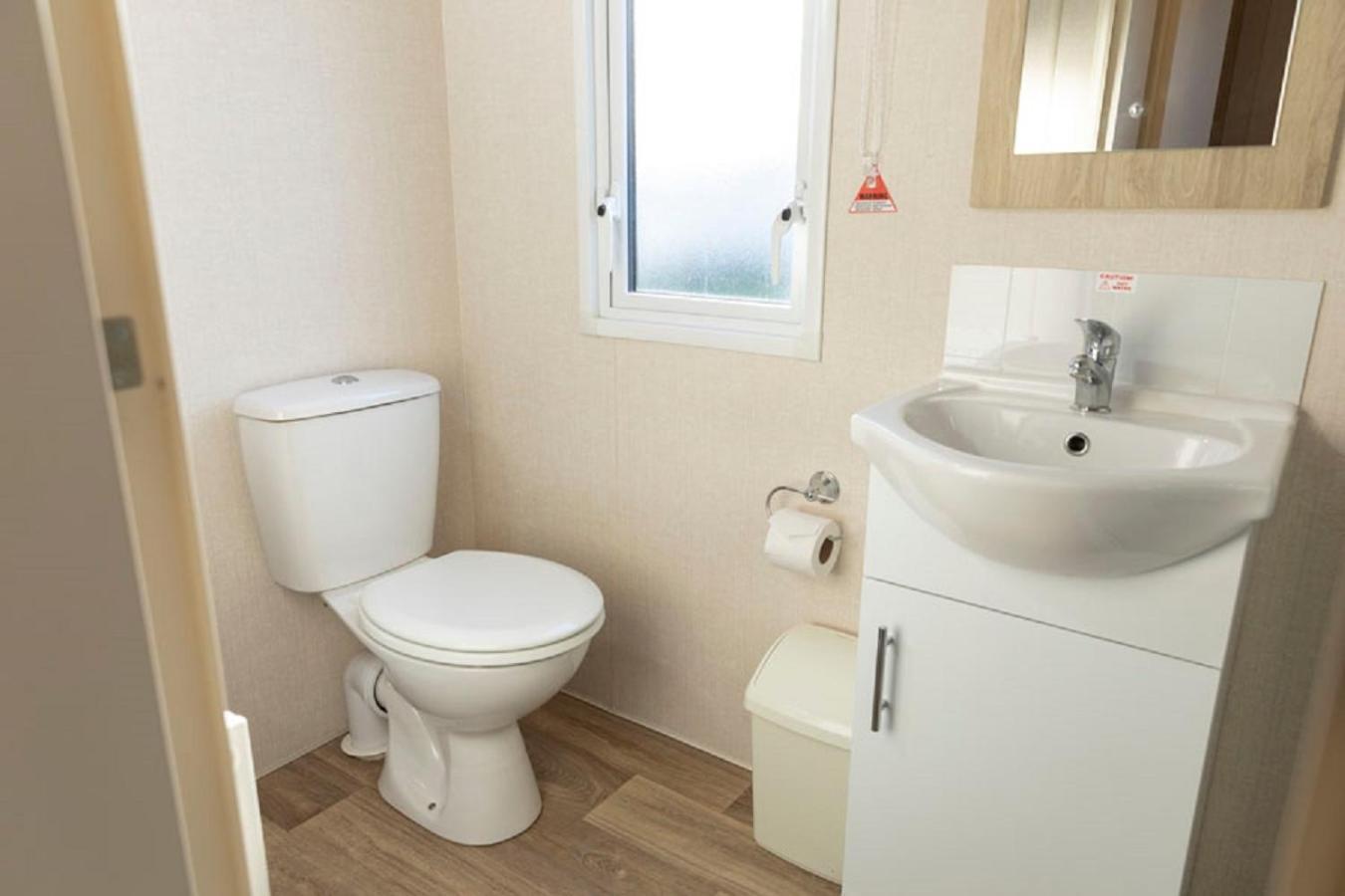 ביוד Pentire Coastal Holiday Park חדר תמונה